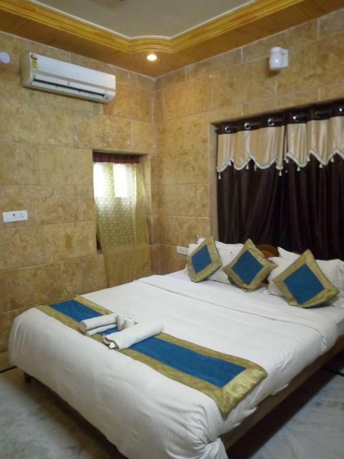 Hotel Kavi Palace Джайсалмер Экстерьер фото
