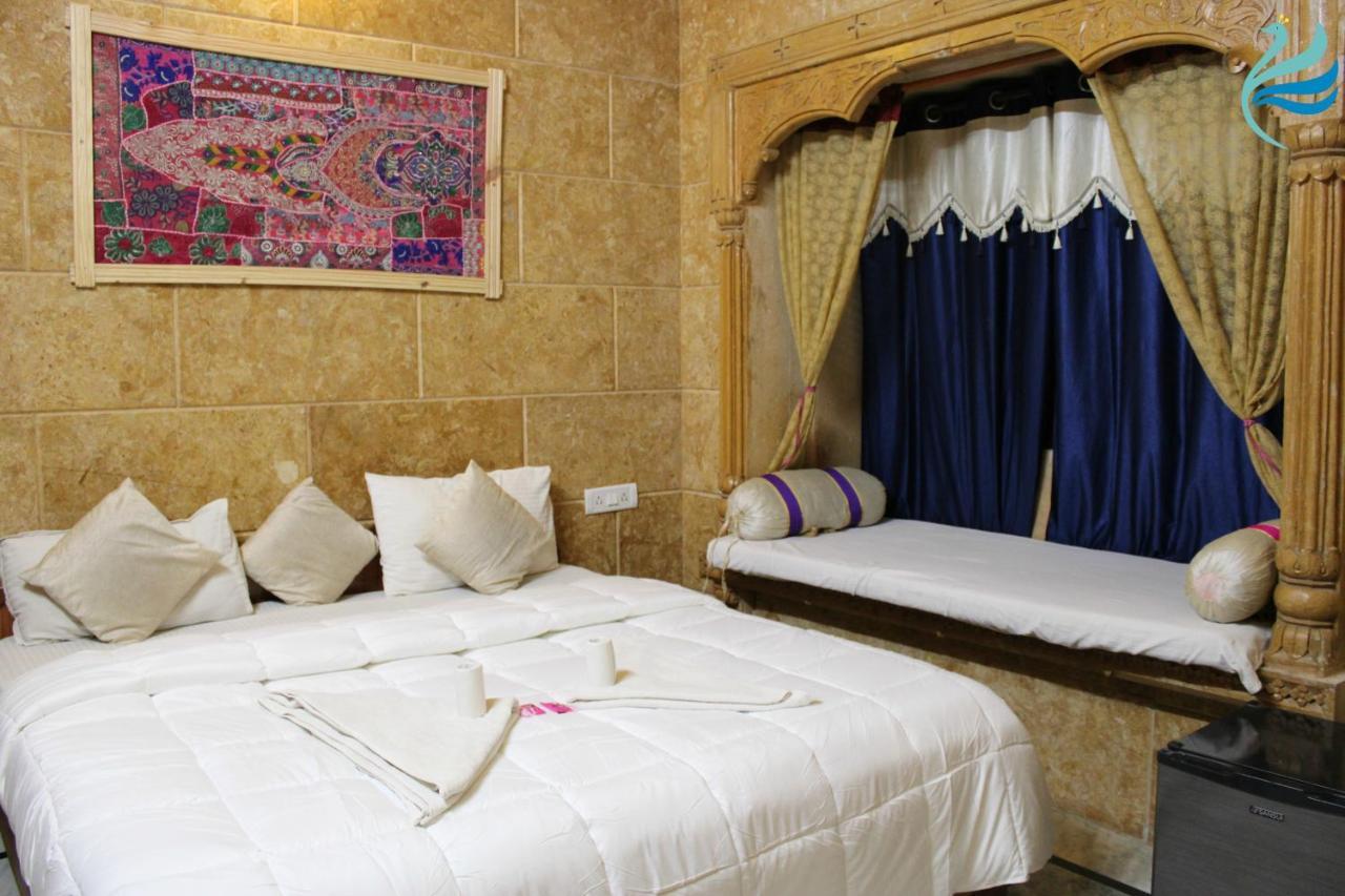Hotel Kavi Palace Джайсалмер Экстерьер фото